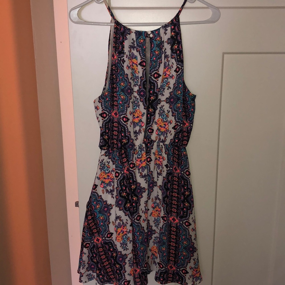 Fun Pattern Dress - Picture 2 of 4